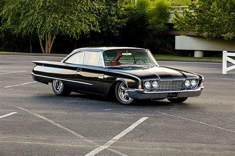 1960 Starliner pics